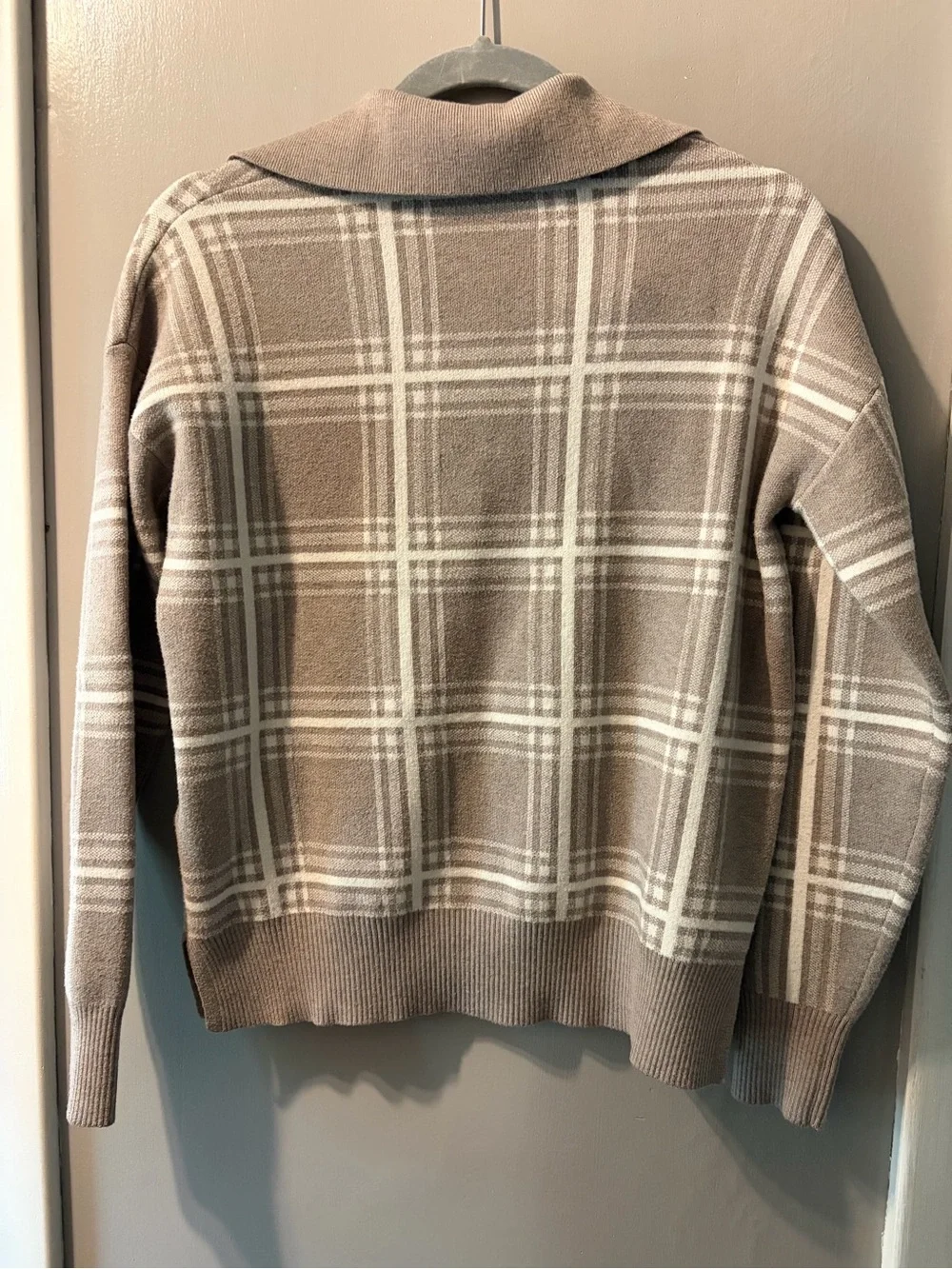 Max Studio Taupe Plaid Collared Pullover Sweater